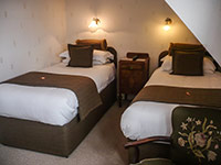 glenmachrie guest house twin bed